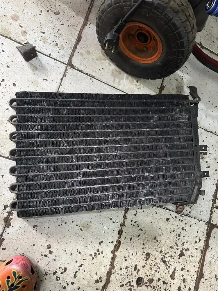 Kondensor taft rocky ori