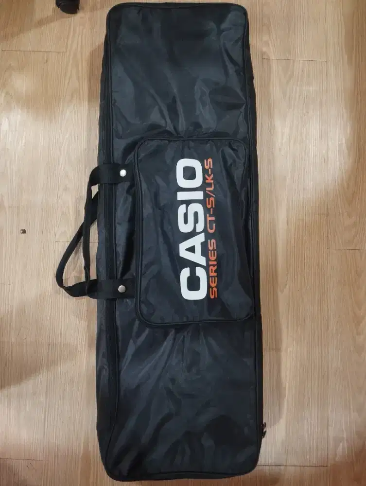 Keyboard portable/piano  Casio CT S1 61 tuts murah bagus