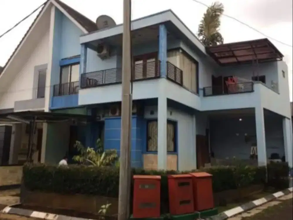 Dijual Rumah Hook Semi Furnished Siap Huni Dalam Cluster di Sariwangi Bandung