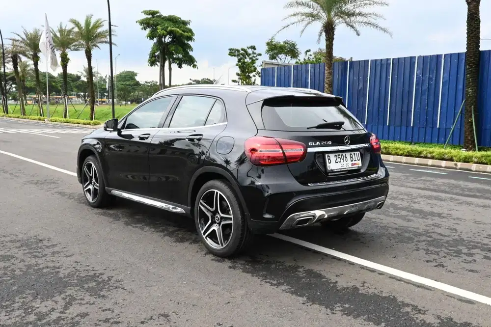 GLA 200 AMG 2019 (good condition)