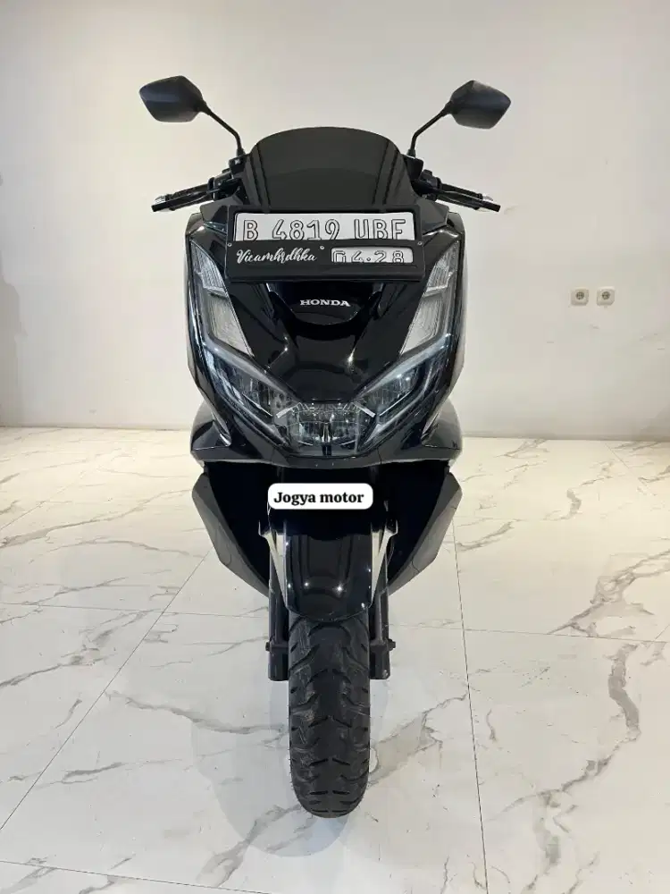 A - Honda PCX 160 CBS Tahun 2023