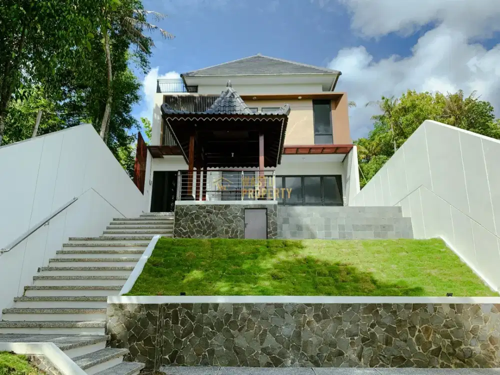 VILLA MEWAH LUAS +PRIVATE POOL DI PINGGIR KOTA JOGJA SELATAN
