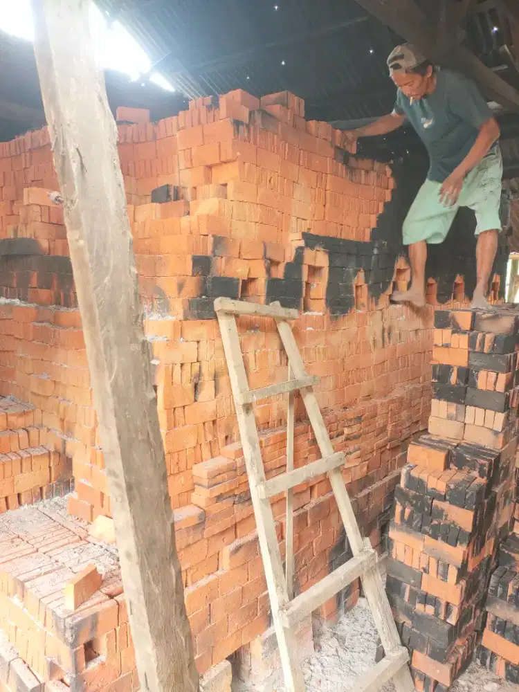 Batu bata merah press