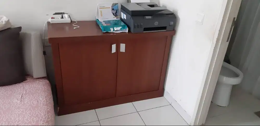 Lemari Nakas Kayu Informa