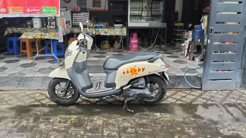 Honda scoopy 2018