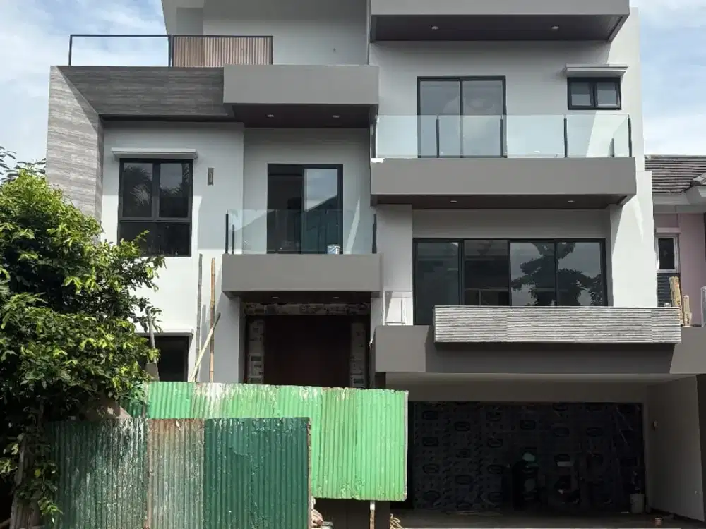 Rumah Bangunan Mandiri Split Level Delatinos -BSD