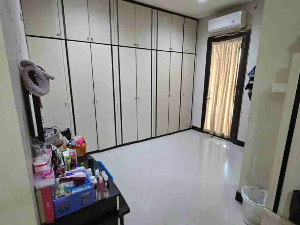 Di JUAL rumah asri, nyaman & aman dlm cluster di area jakarta timur