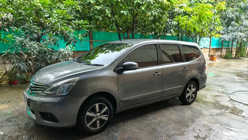 Nissan Grand livina 2017 Bensin