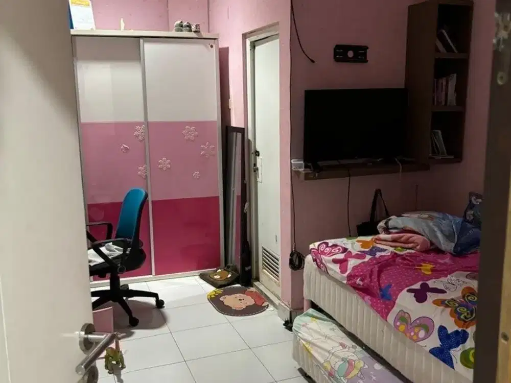 Ruko Semi Furnished Bagus dan Strategis Dijual, di Denpasar Barat Area