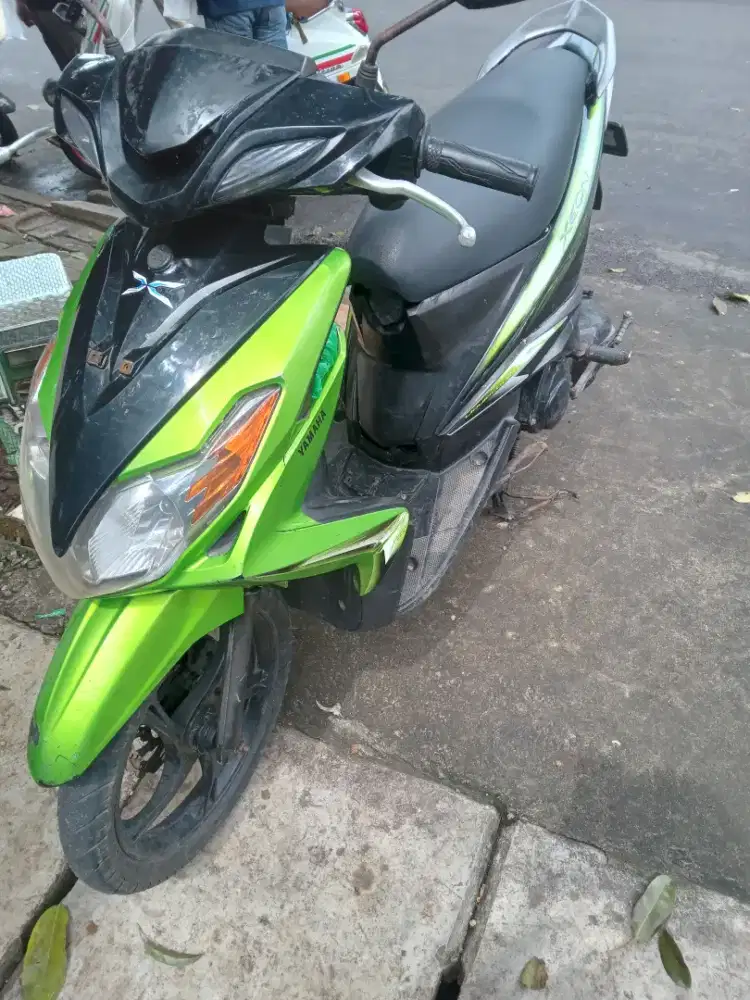 Yamaha xeon karbu 2011