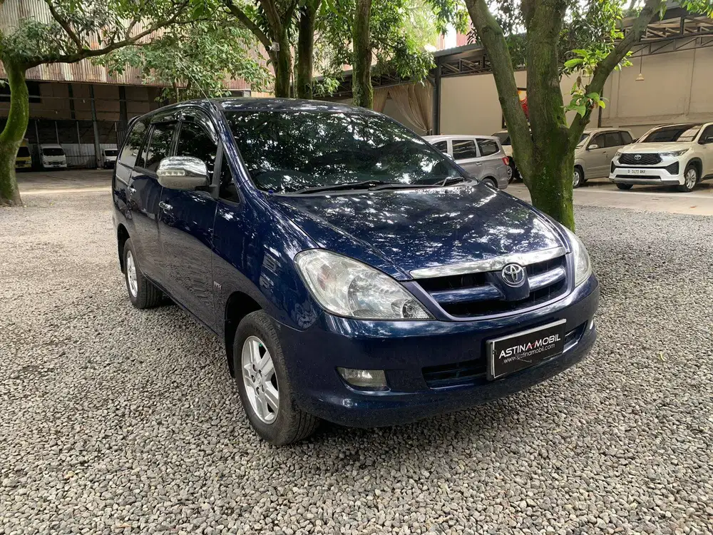 TOYOTA KIJANG INNOVA 2.0 G MT 2004 MANUAL BENSIN