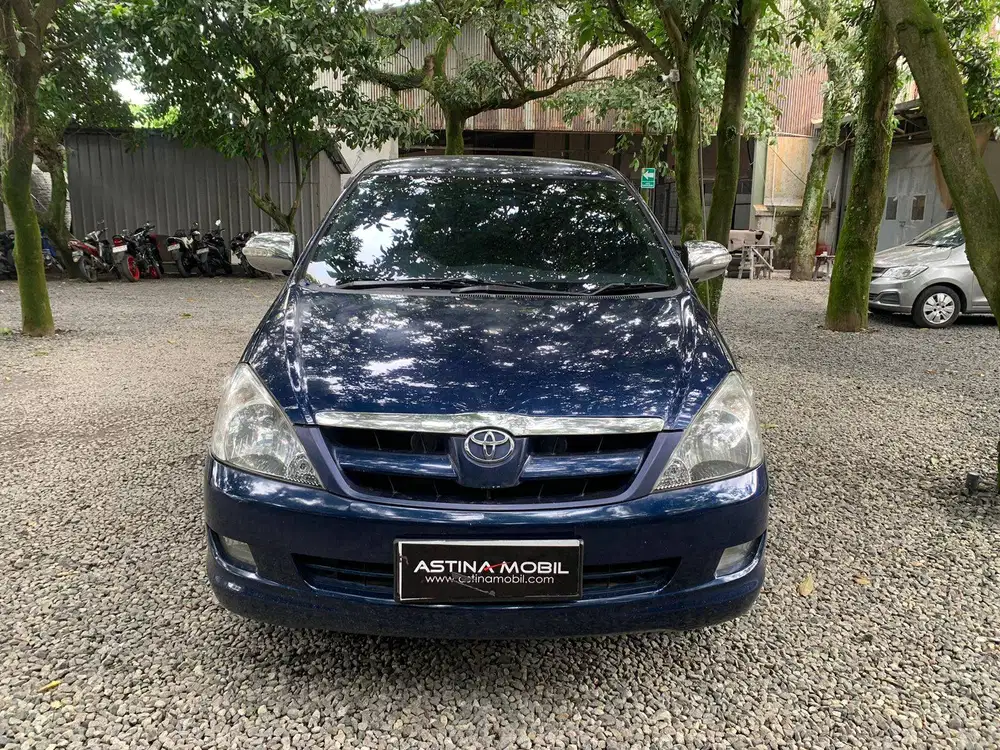 TOYOTA KIJANG INNOVA 2.0 G MT 2004 MANUAL BENSIN