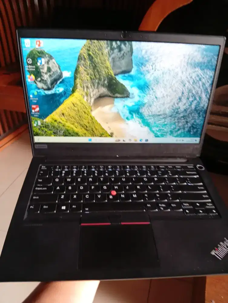 Thinkpad E14 Ram 8/512 GB