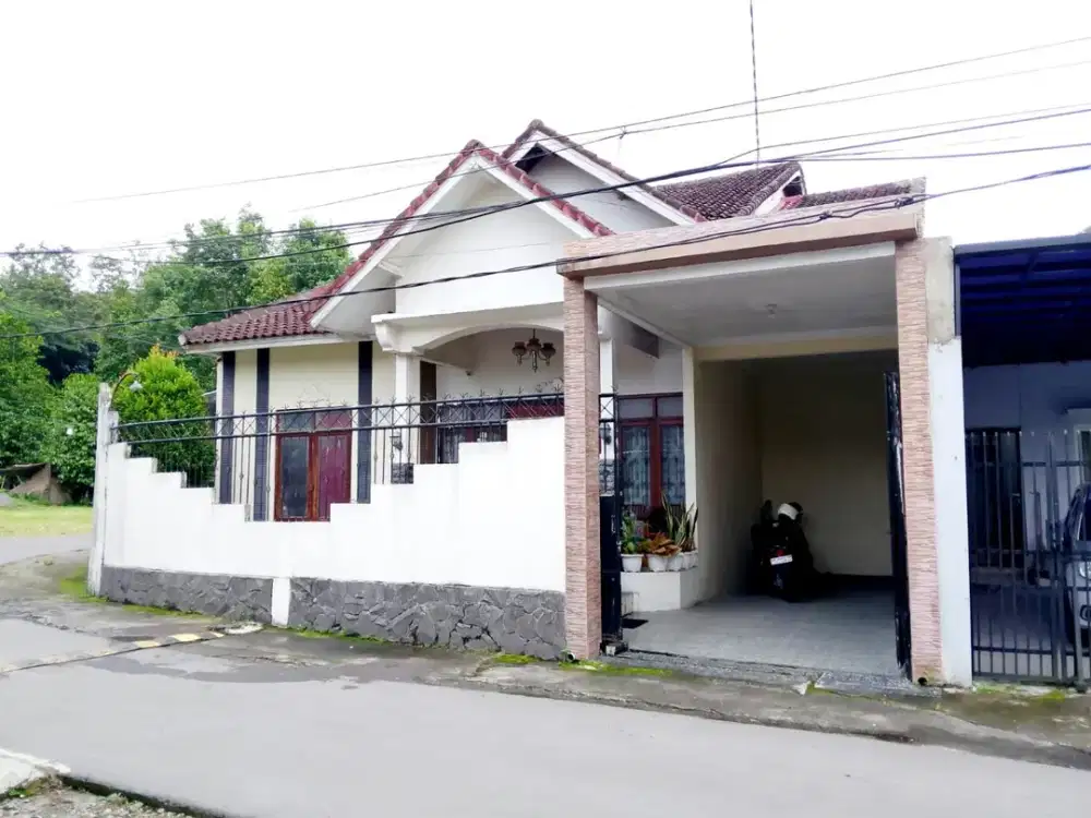 Rumah Di Jogja, Pakem, Sleman dekat Kampus UII, Jalan Kaliurang Km 13, Pondok Pesantren Pandannaran