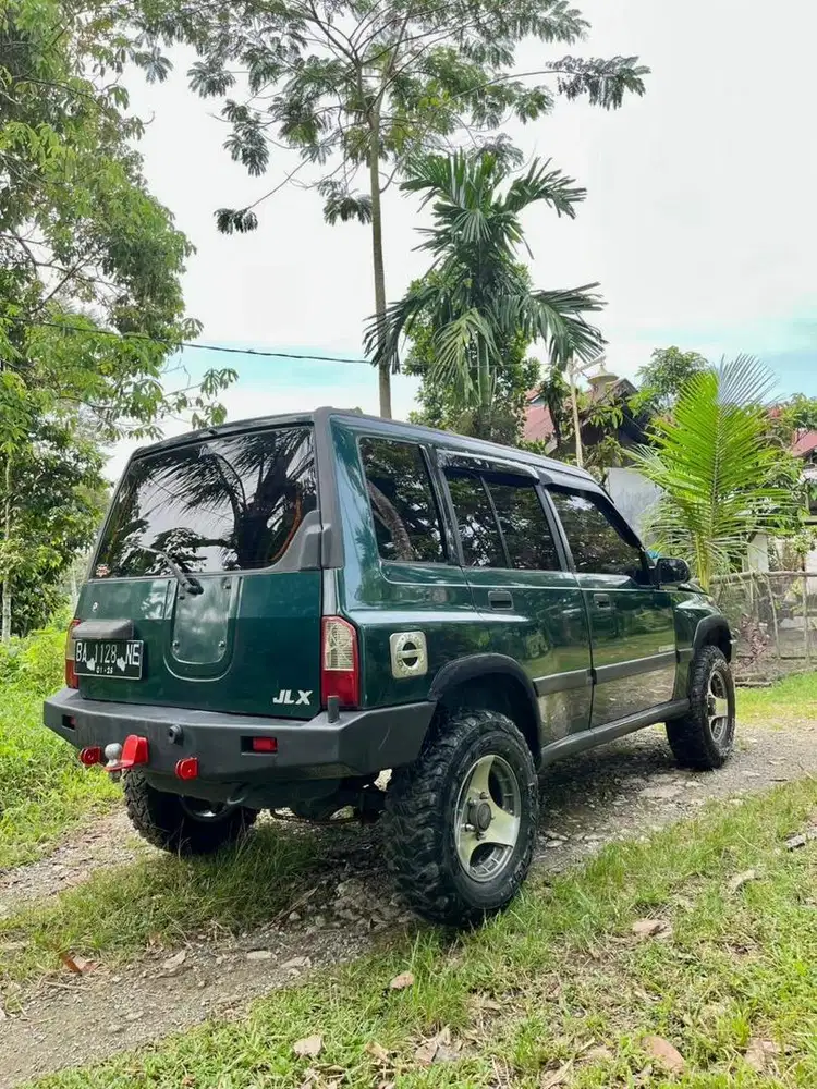 Escudo JLX 4X2 tahun 1995 mulus bodi full kaleng