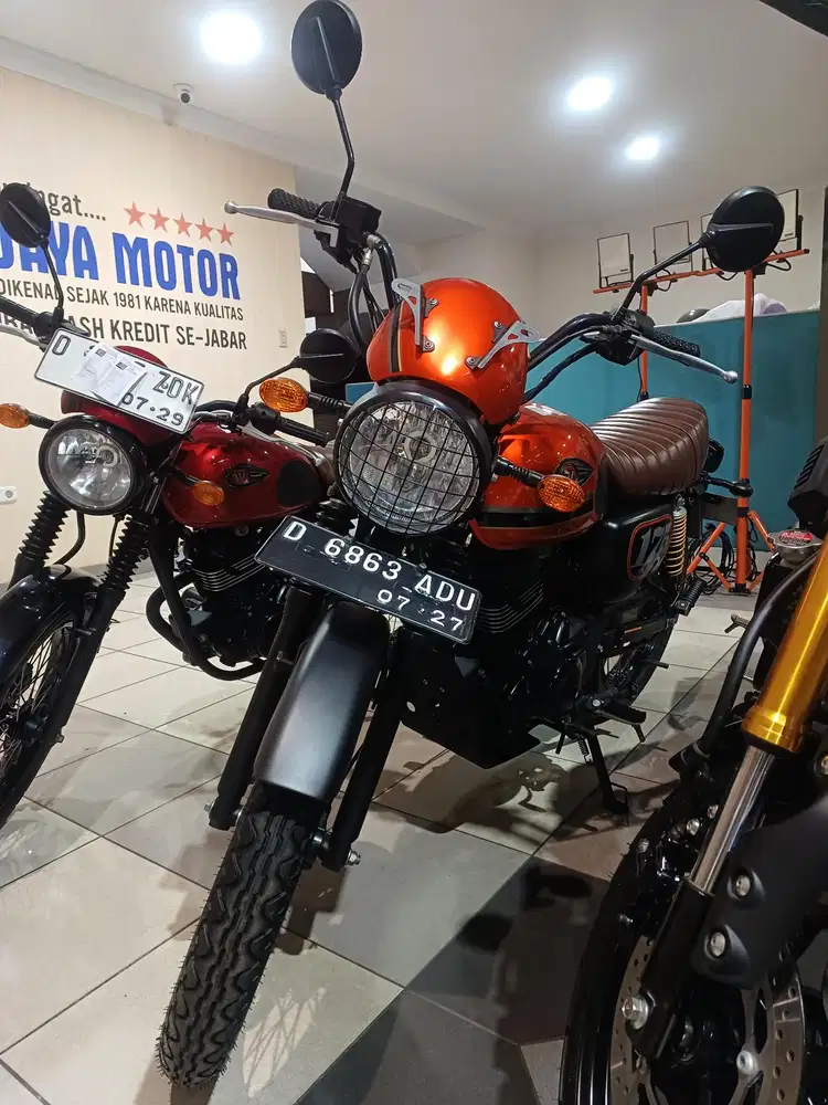 W 175 CAFE 2022 - SRI SANJAYA MOTOR