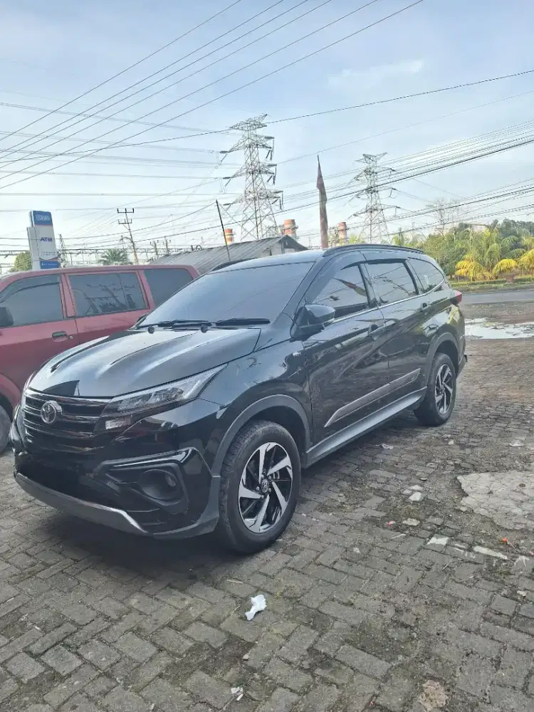 Toyota Rush GR 2023 Matic Hitam - , Siap Pakai!