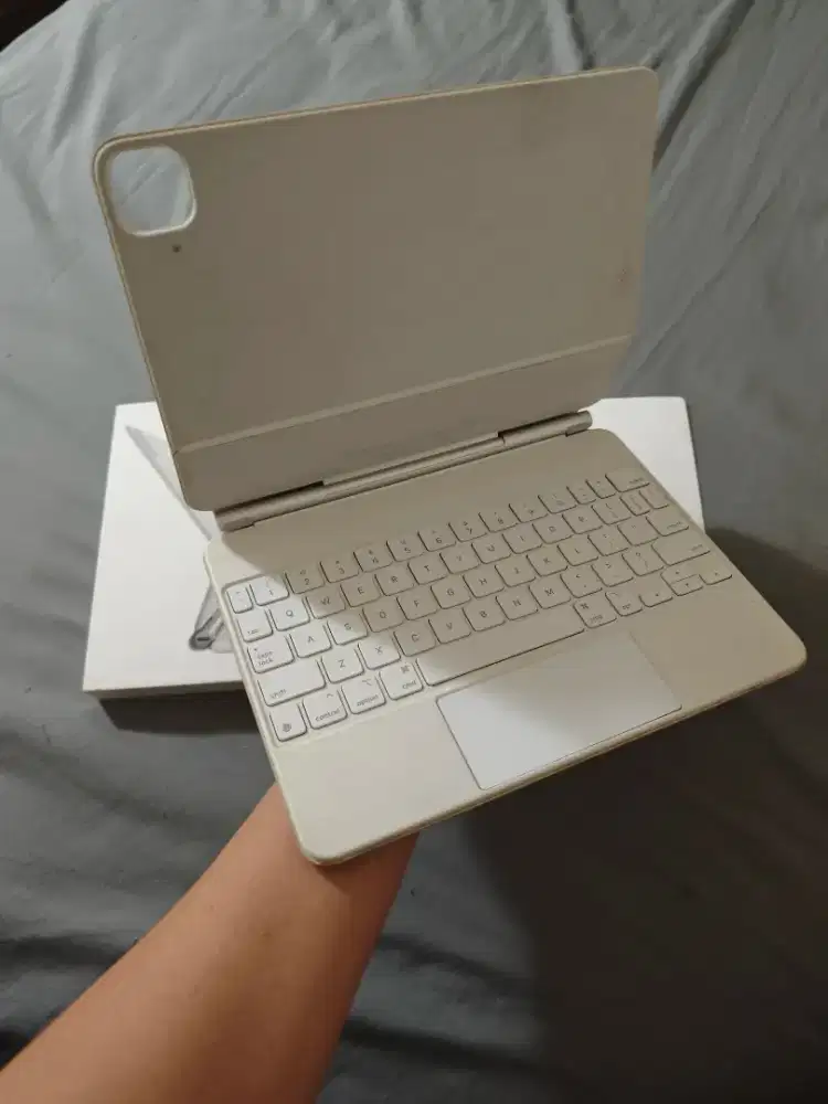 Magic keyboard For ipad Pro M1 M2  Air M1 Fullset original