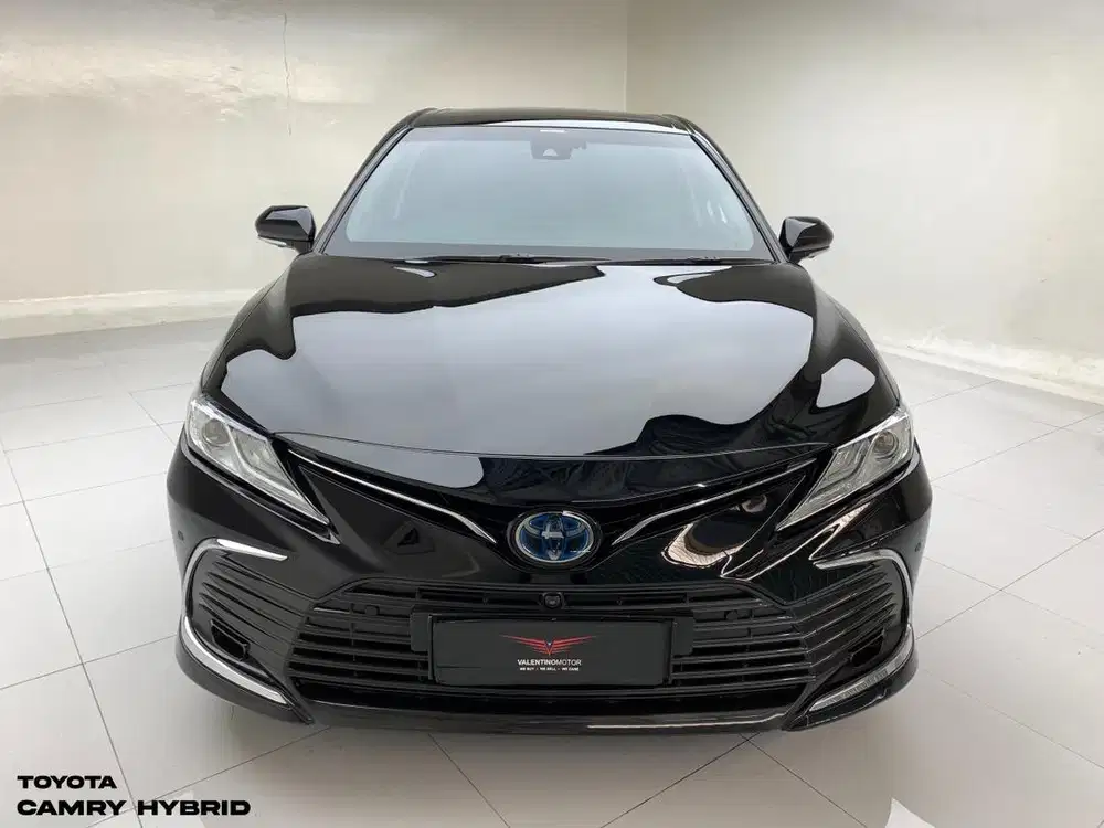 TOYOTA CAMRY 2.5 HYBRID 2021 – BLACK ON BLACK