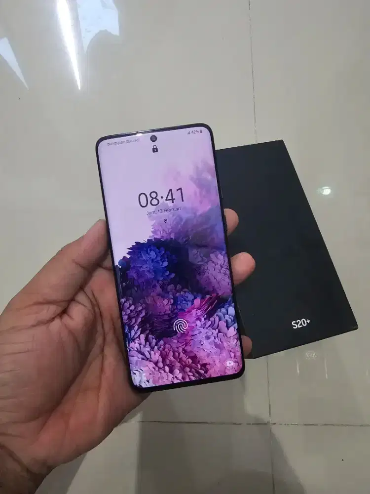 Samsung S20+ 8/128 mlus lengkap sein