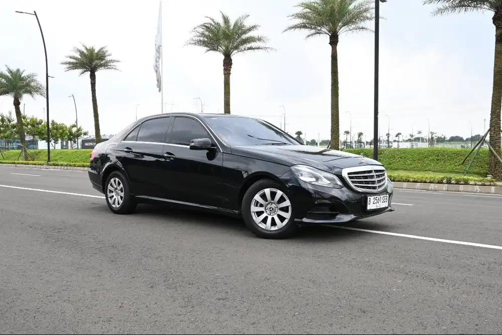 Mercedes-Benz E200 Avantgarde (W212 Facelift) 2015