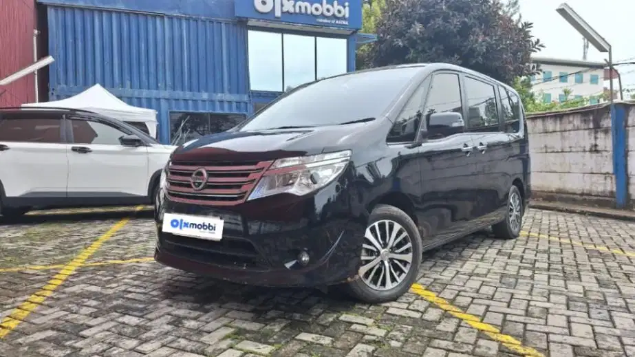 DP RENDAH Nissan Serena 2.0 Bensin-AT 2017 SXP