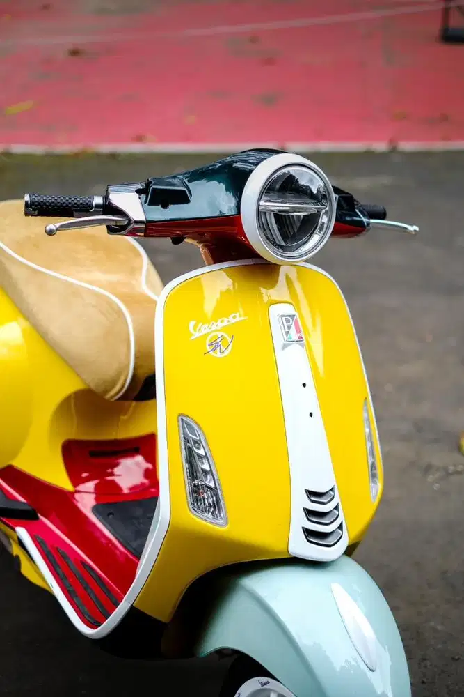 VESPA PRIMAVERA SEAN WOTHER SPOON