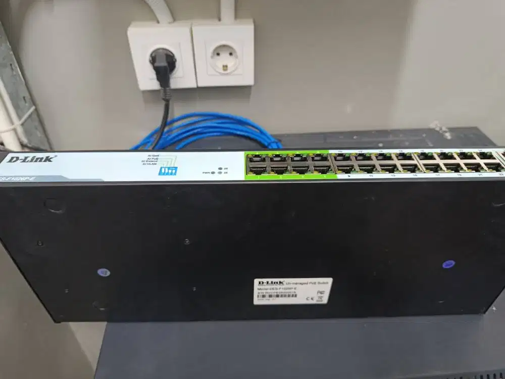 DGS-F1026P-E 250M Data PoE, Switch 26 Port 10/100/1000 Mbps : 24 Port