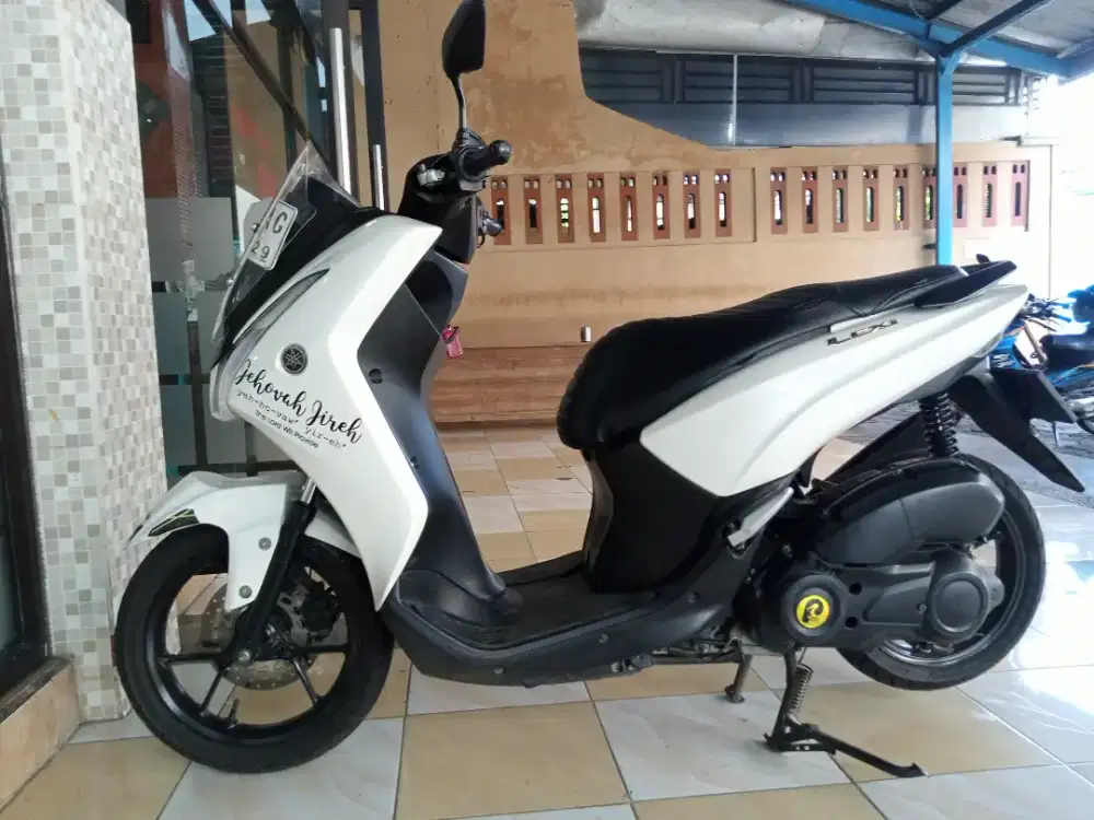 Yamaha lexi 125
