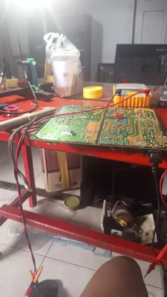 Servis tv Makassar (tias electronic)