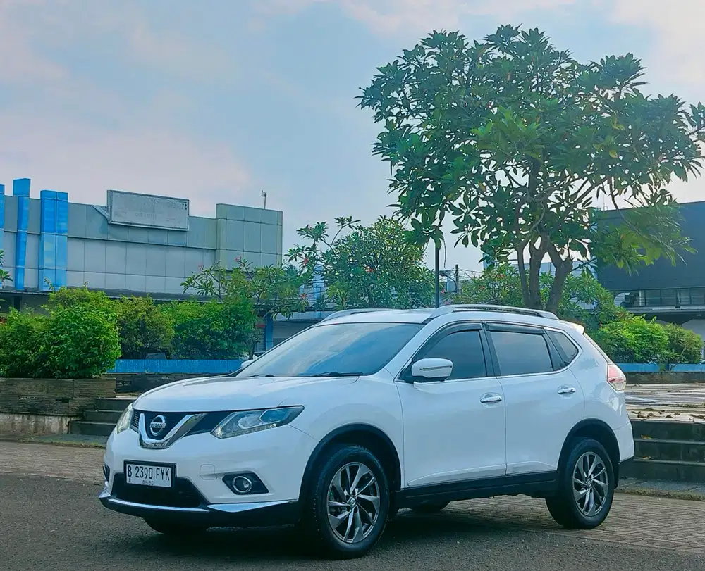 [MURAH DP 10Jt] Nissan Xtrail 2.5 AT 2015, Putih