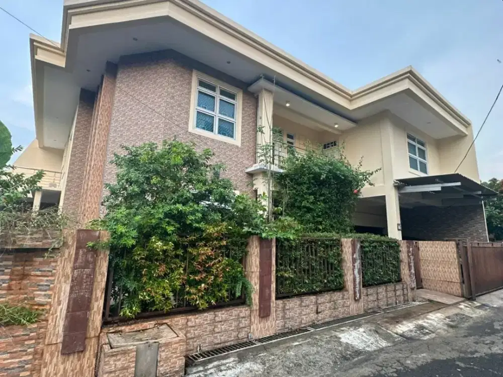 TURUN HARGA — RUMAH HOOK DI KOMPLEK KALIBATA BARU, PEJATEN – JAKARTA SELATAN