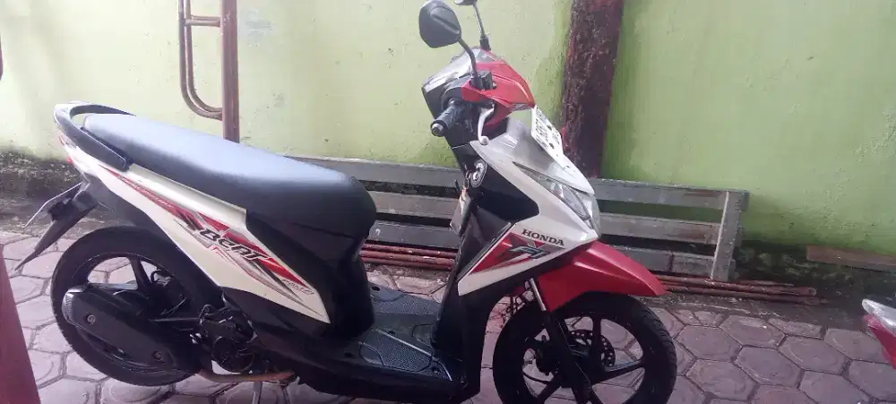 Jual motor Honda Beat ESP injection masih standar original dealer