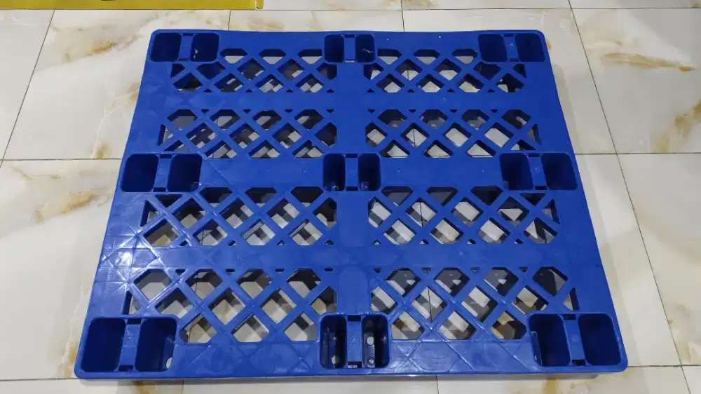 Pallet Bekas. Impor china, tebal dan kuat