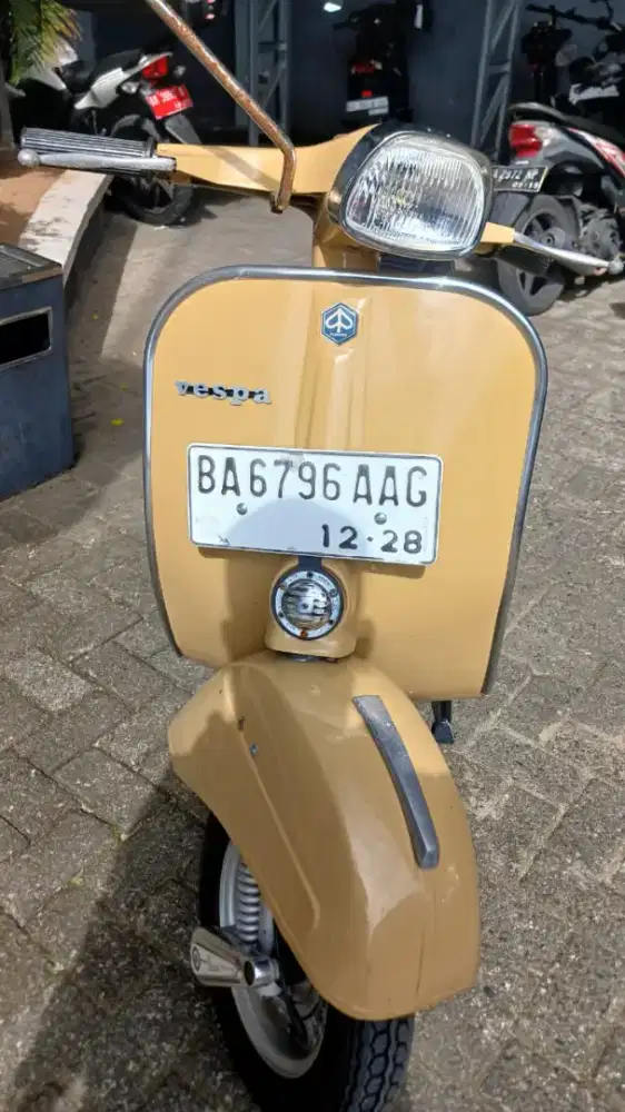 Dijual vespa sprint tahun 1977