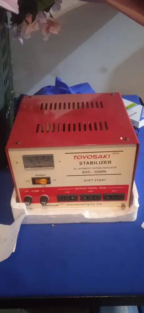 Stabilizer Toyosaki 1000 Watt