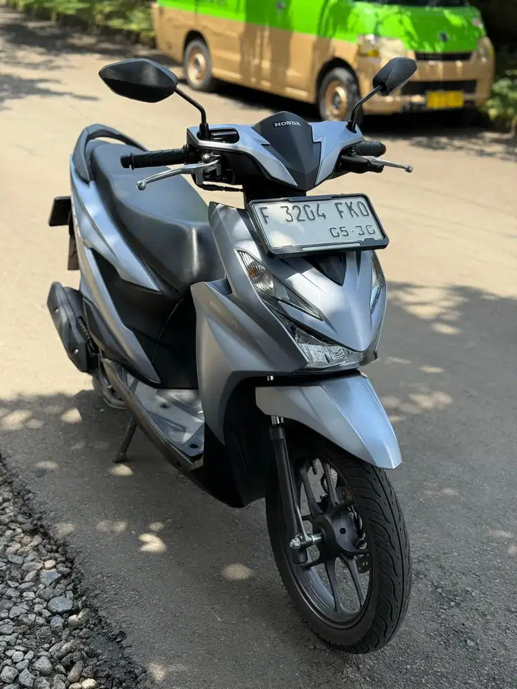Honda Beat Deluxe Thn 2025 Silver Mulus