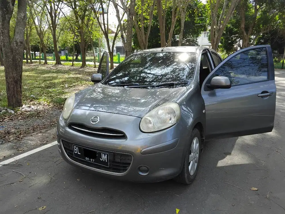 NISSAN MARCH TAHUN 2011