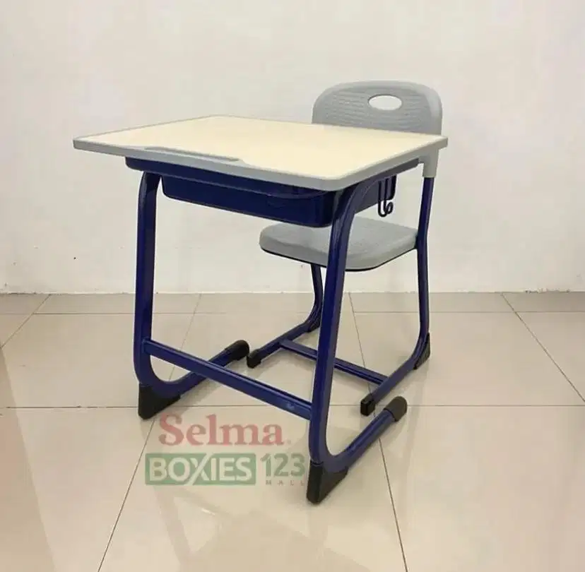 Meja set bangku premium selma