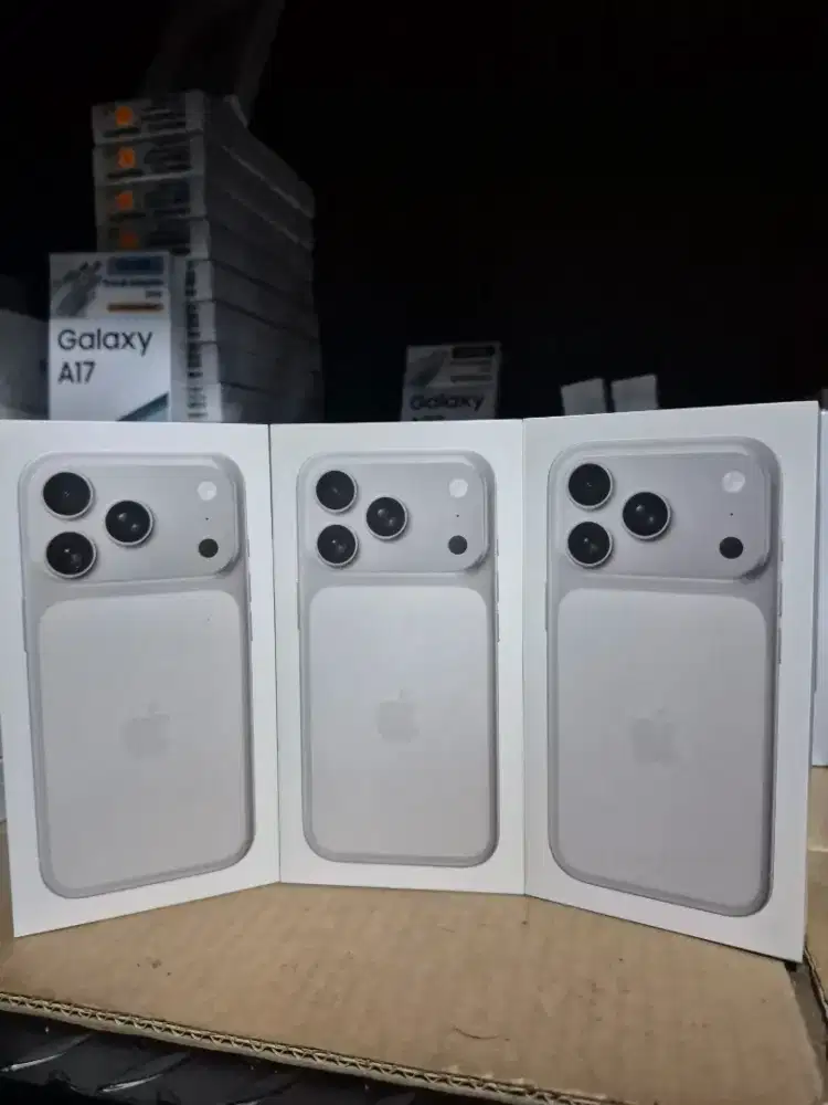 iPhone 17 Pro silver