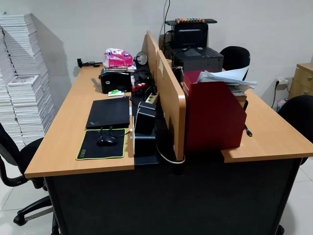 Meja Kantor Second
