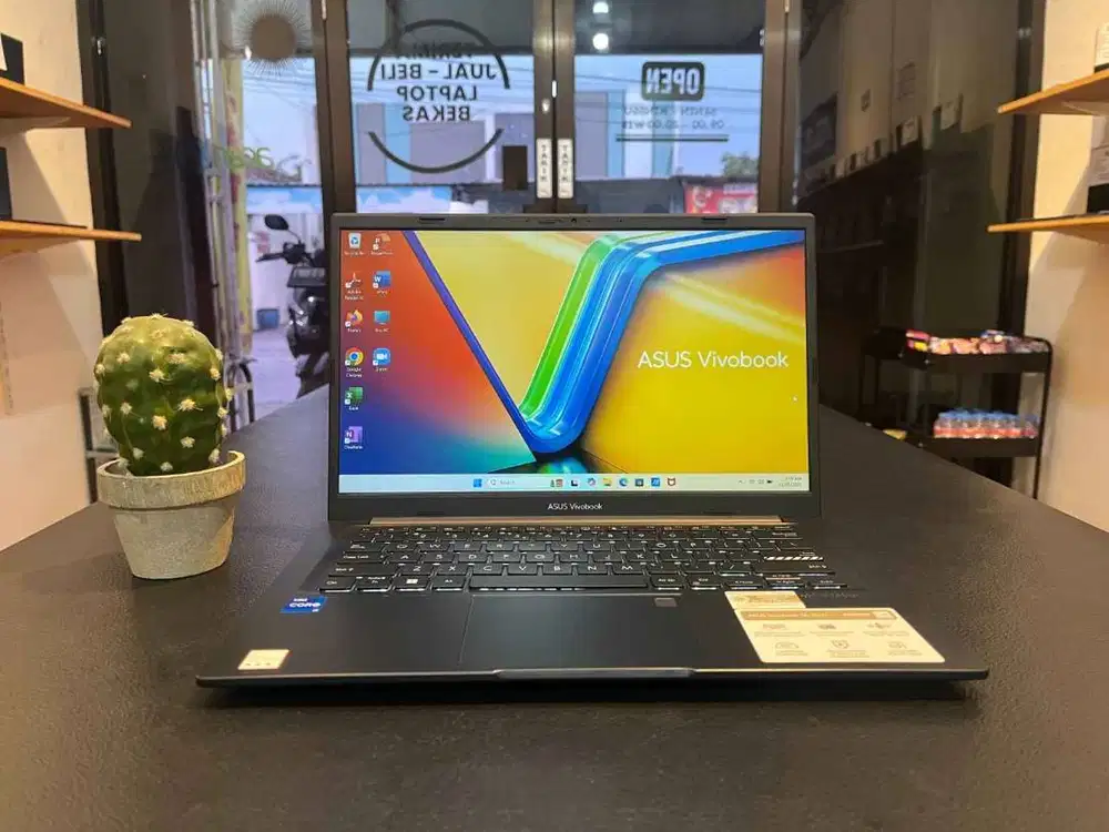 ASUS VIVOBOOK A1404VA//CORE I7 GEN 13//BERGARANSI RESMI