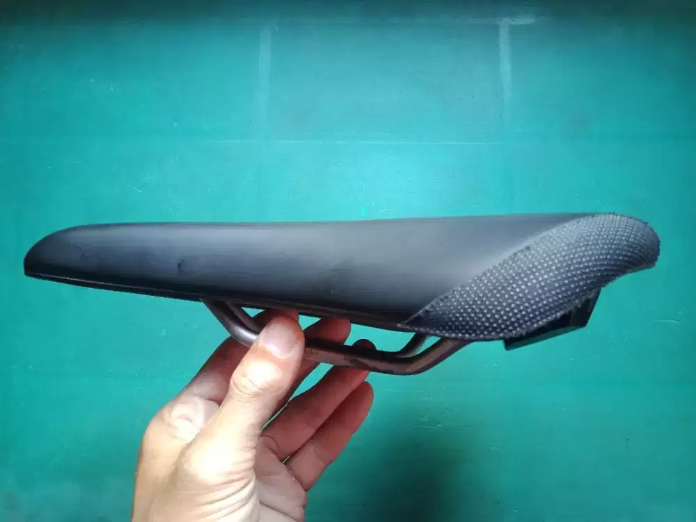 Saddle SELLE ROYAL gel original made in italy kondisi ±98% mulus.