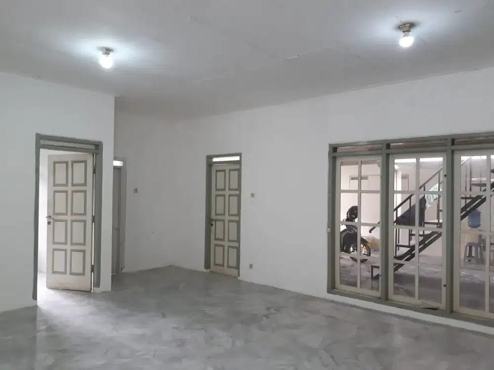 Rumah hook lingkungan nyaman  jl Golf Arcamanik Antapani