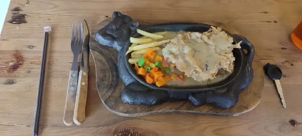 Di butuhkan karyawan/karyawati kantin