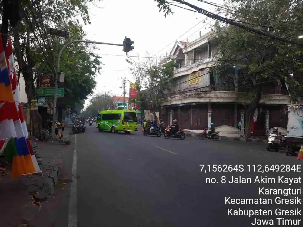 Dijual murah via lelang rumah usaha di 0 raya karangturi gresik.cocok buat usaha