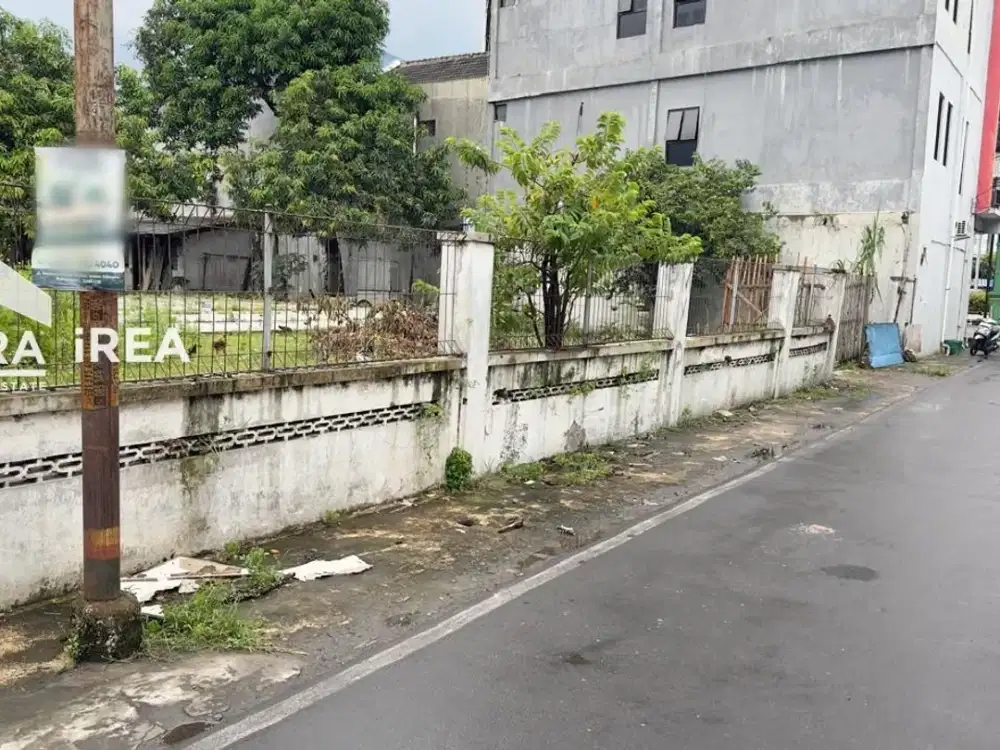 DIJUAL TANAH DI SOLO AREA PASAR HARJODAKSINO/GEMBLEGAN