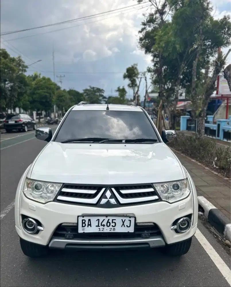 Di jual pajero matic 2013