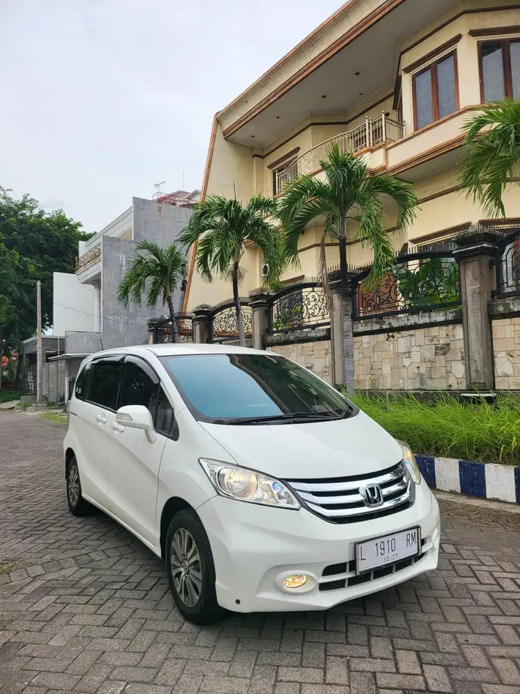 Honda Freed 1.5 E PSD Bensin Matic 2014