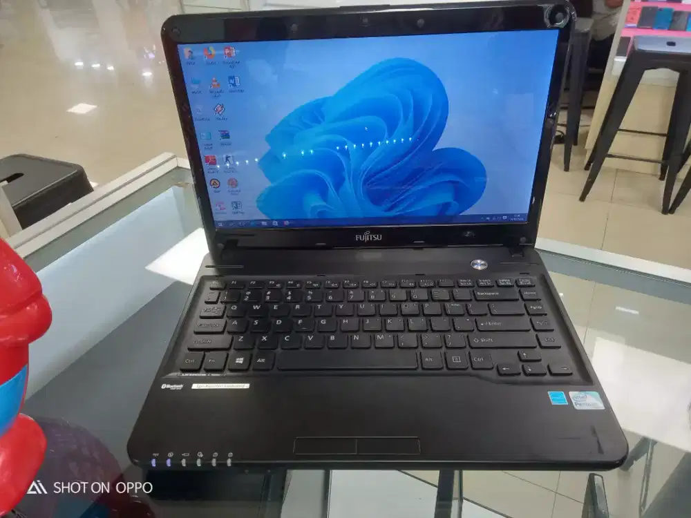 Laptop Fujitsu Baterai AWET Murah Siap Pakai